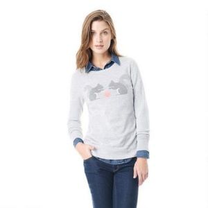 2 squirrels heart sweater